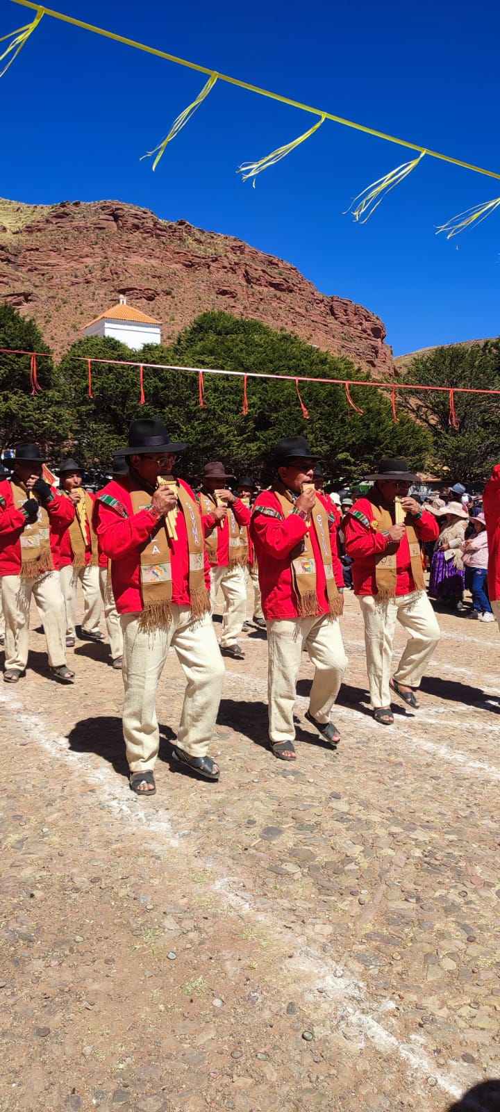 Caquiaviri inicio homenaje al CCI Aniversario de la amada Bolivia